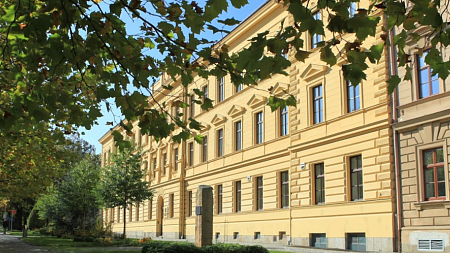 Gymnázium Jihlava GPS